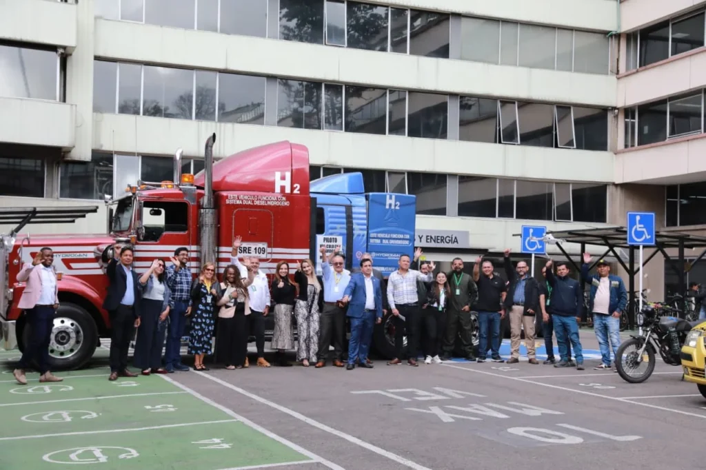 Hidrógeno en la vía: MinEnergía prueba una nueva ruta para descarbonizar el transporte pesado